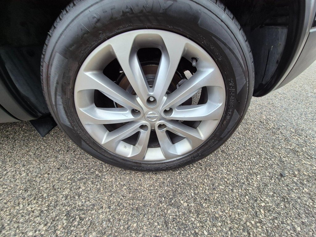 Used Nissan Qashqai 2010 for sale - 76546931: Photo 23