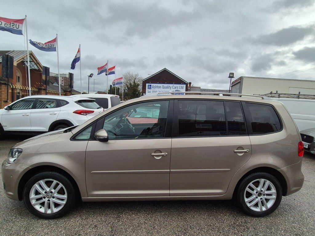 Used Volkswagen Touran 2013 for sale - 76883433: Photo 1