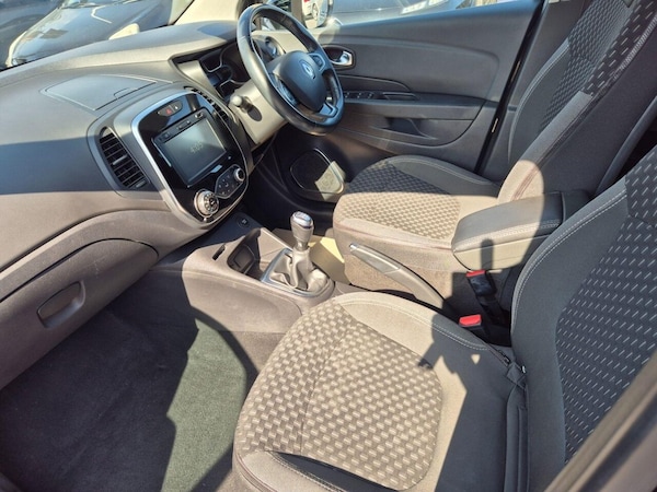 Used Renault Captur 2018 for sale - 75354357: Photo 14