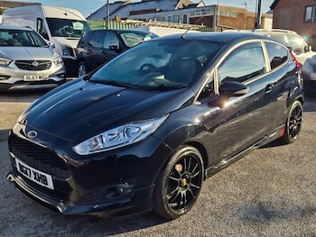 Used Ford Fiesta 2017 for sale - 76655097: Photo