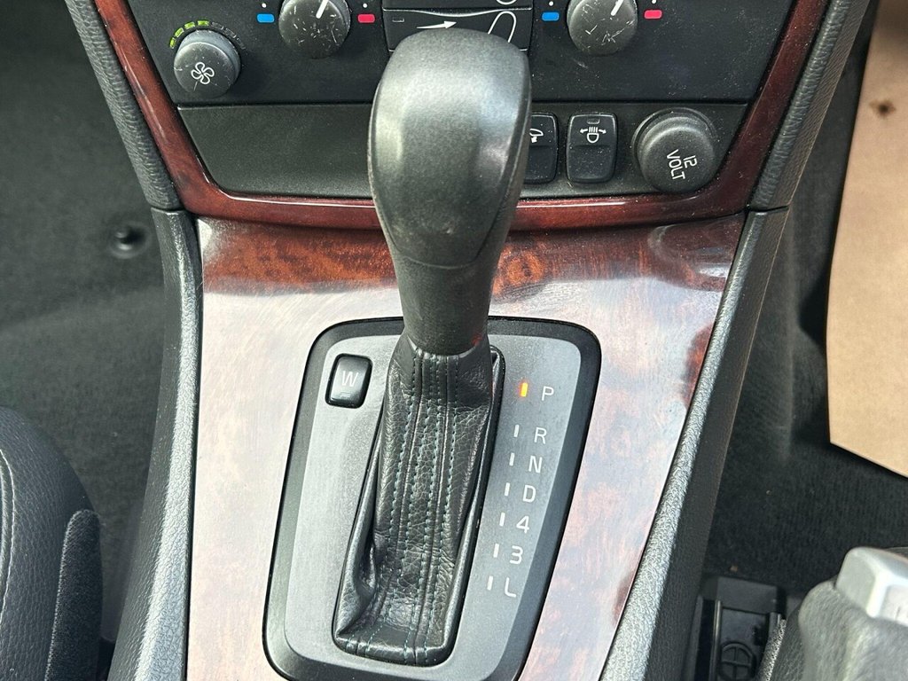 Used Volvo V70 2019 for sale - 77027542: Photo 14