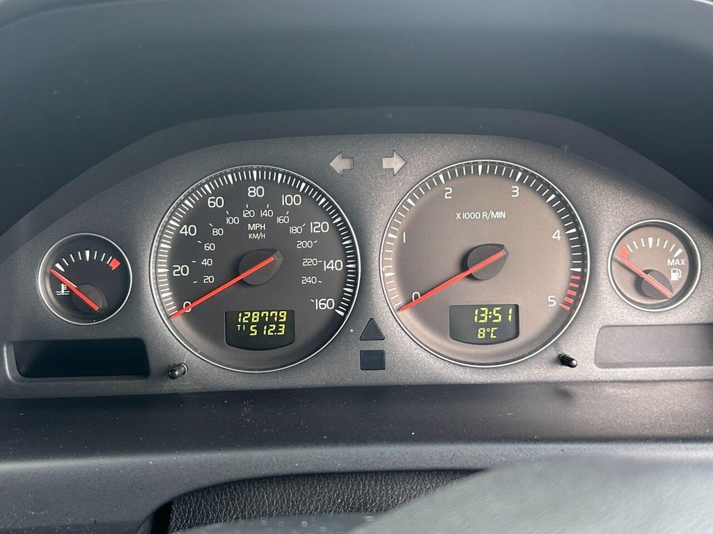 Used Volvo V70 2019 for sale - 77027542: Photo 16