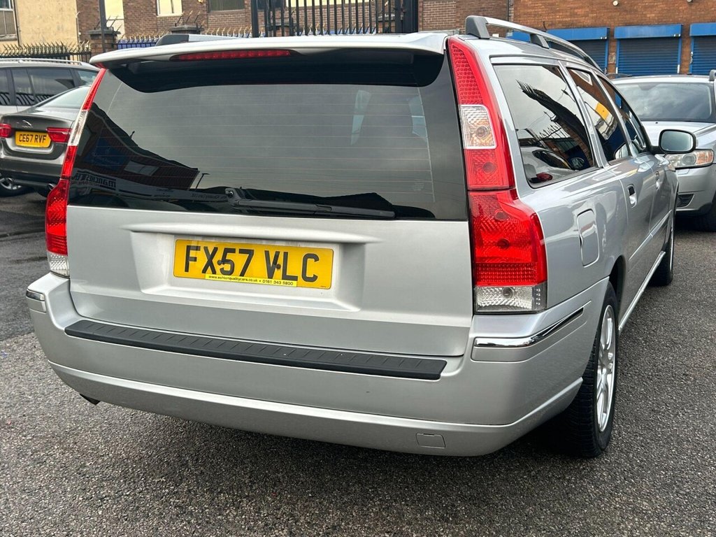 Used Volvo V70 2019 for sale - 77027542: Photo 5
