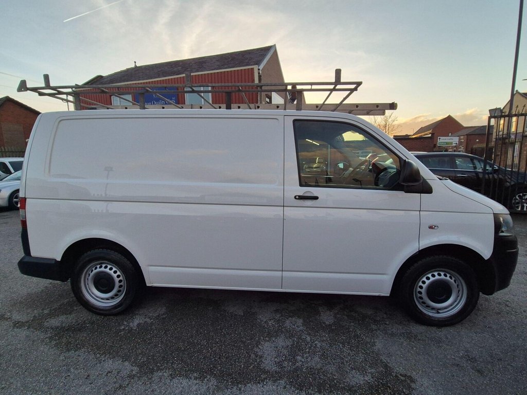 Used Volkswagen Transporter 2015 for sale - 76570460: Photo 10