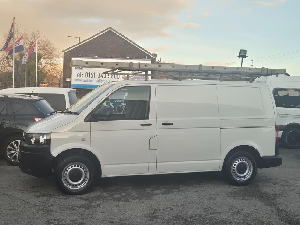 Used Volkswagen Transporter 2015 for sale - 76570460: Photo 3