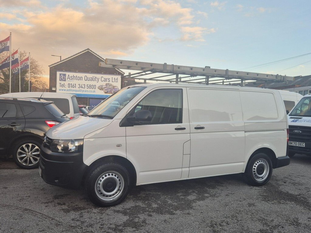 Used Volkswagen Transporter 2015 for sale - 76570460: Photo 4