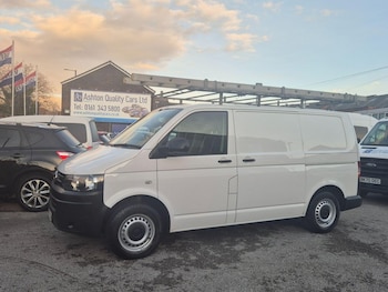 Used Volkswagen Transporter 2015 for sale - 76570460: Photo