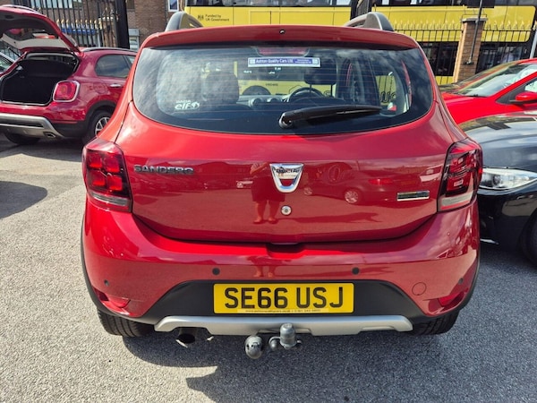 Used Dacia Sandero Stepway 2017 for sale - 75354312: Photo 10