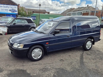 Used Ford Escort 1997 for sale - 75923519: Photo