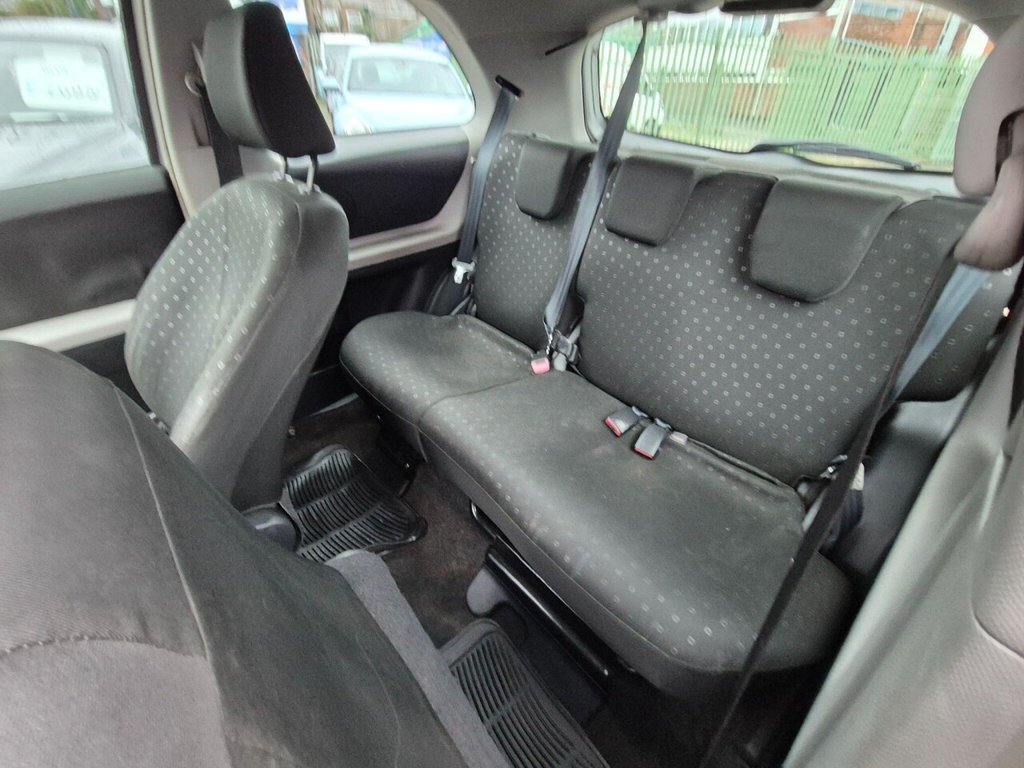 Used Toyota Yaris 2007 for sale - 76724536: Photo 11