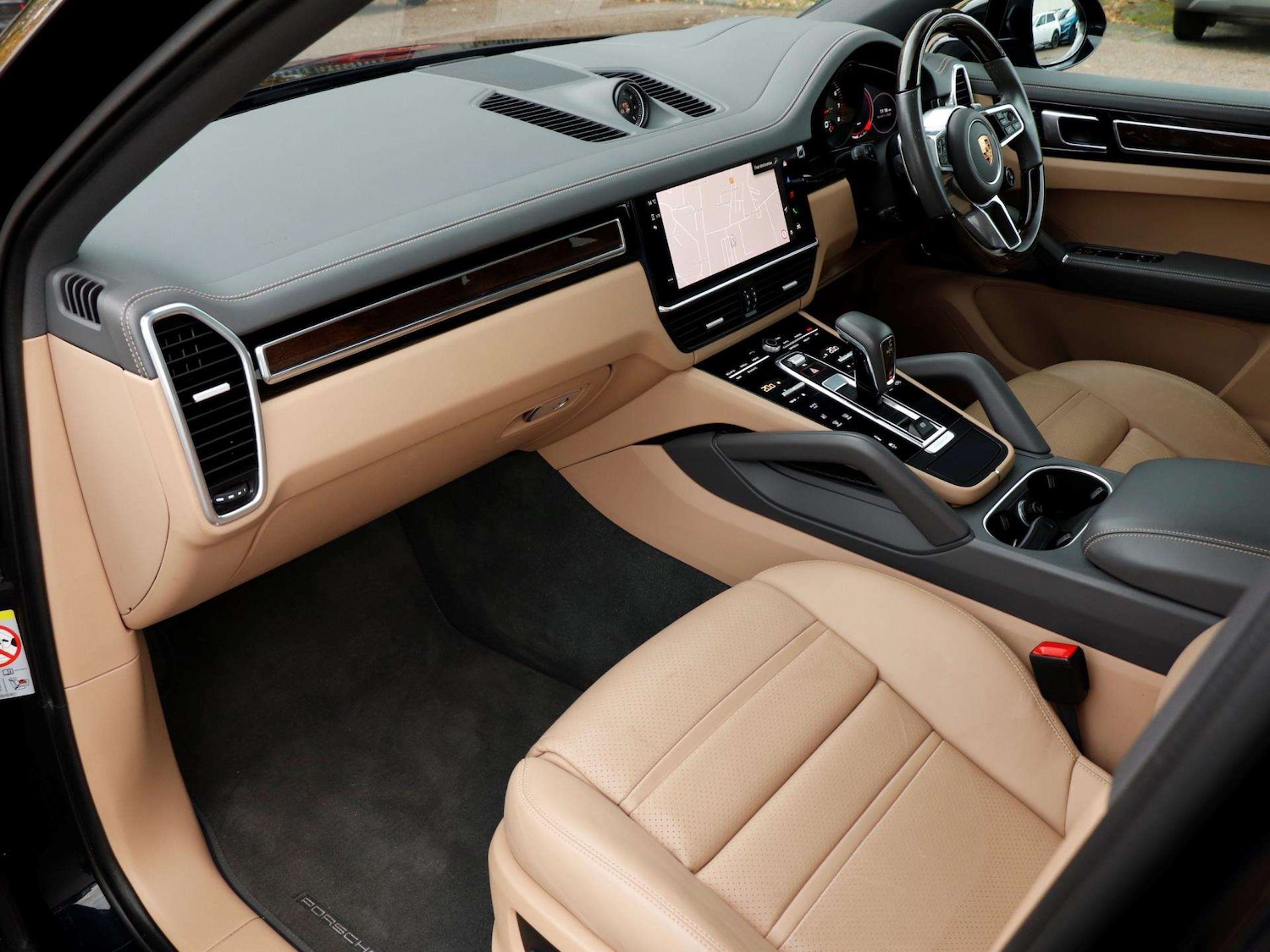 Used Porsche Cayenne 2022 for sale - 76475777: Photo 9