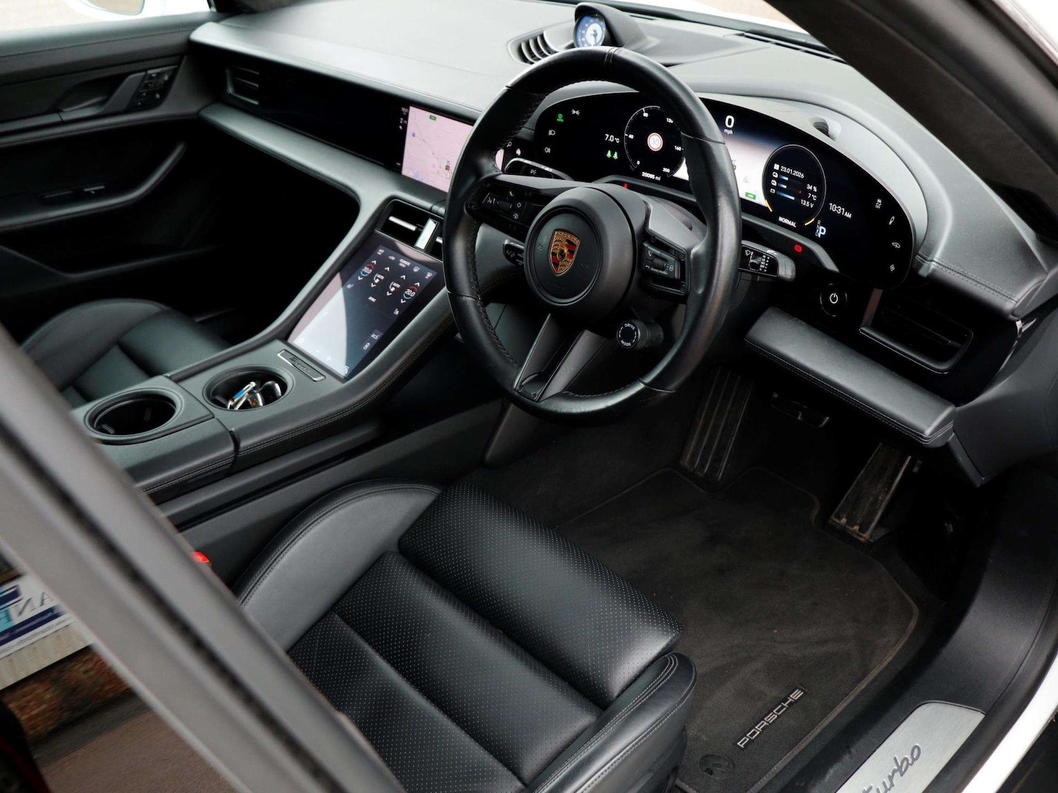 Used Porsche Taycan 2020 for sale - 77308449: Photo 10