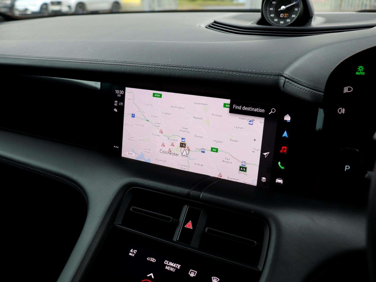 Used Porsche Taycan 2020 for sale - 77308449: Photo 15