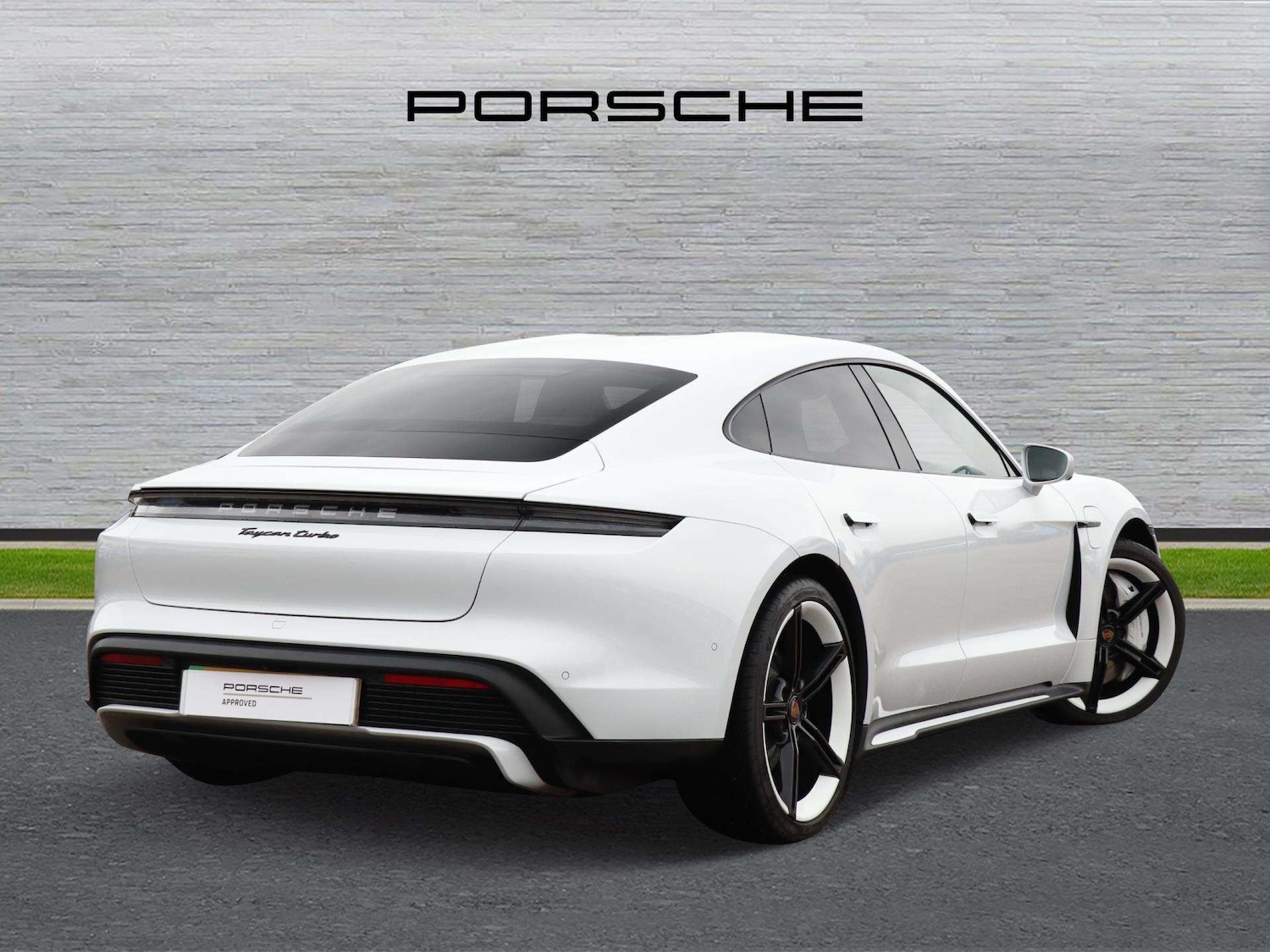 Used Porsche Taycan 2020 for sale - 77308449: Photo 3