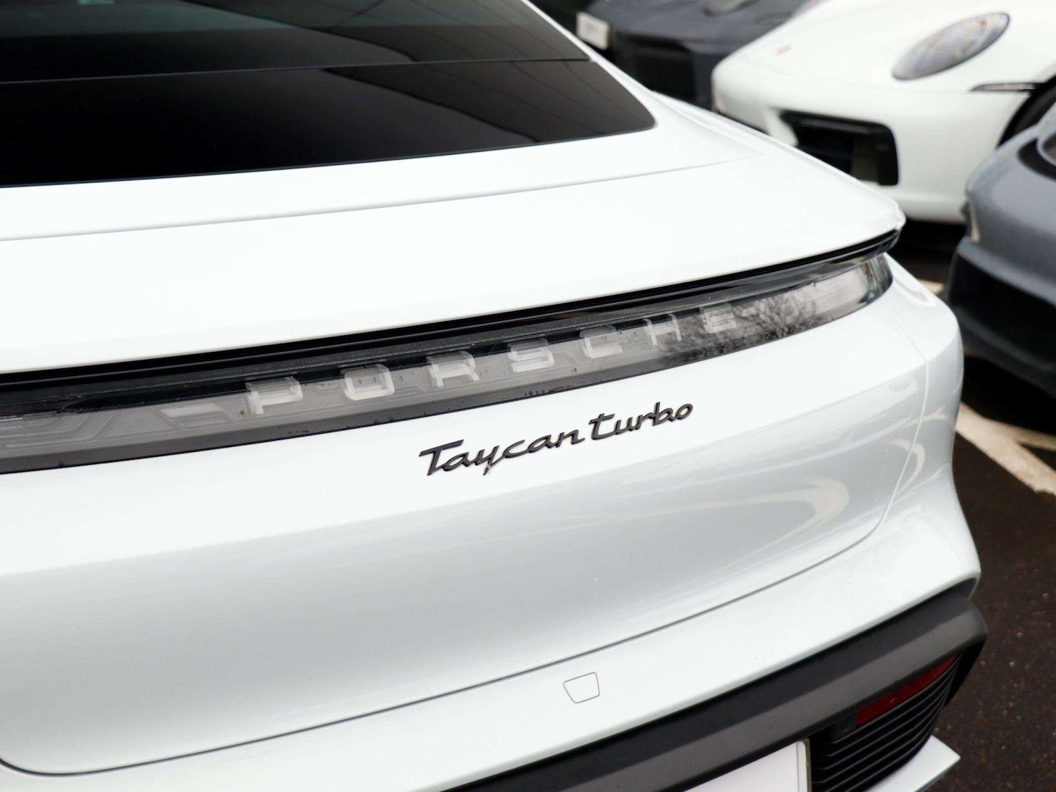 Used Porsche Taycan 2020 for sale - 77308449: Photo 34