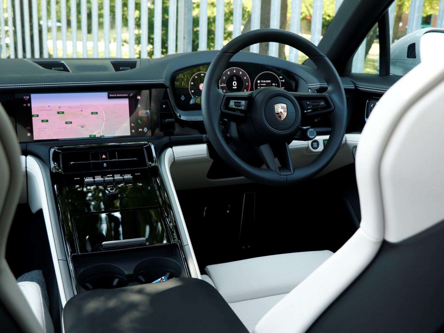 Used Porsche Panamera 2026 for sale - 77552995: Photo 12