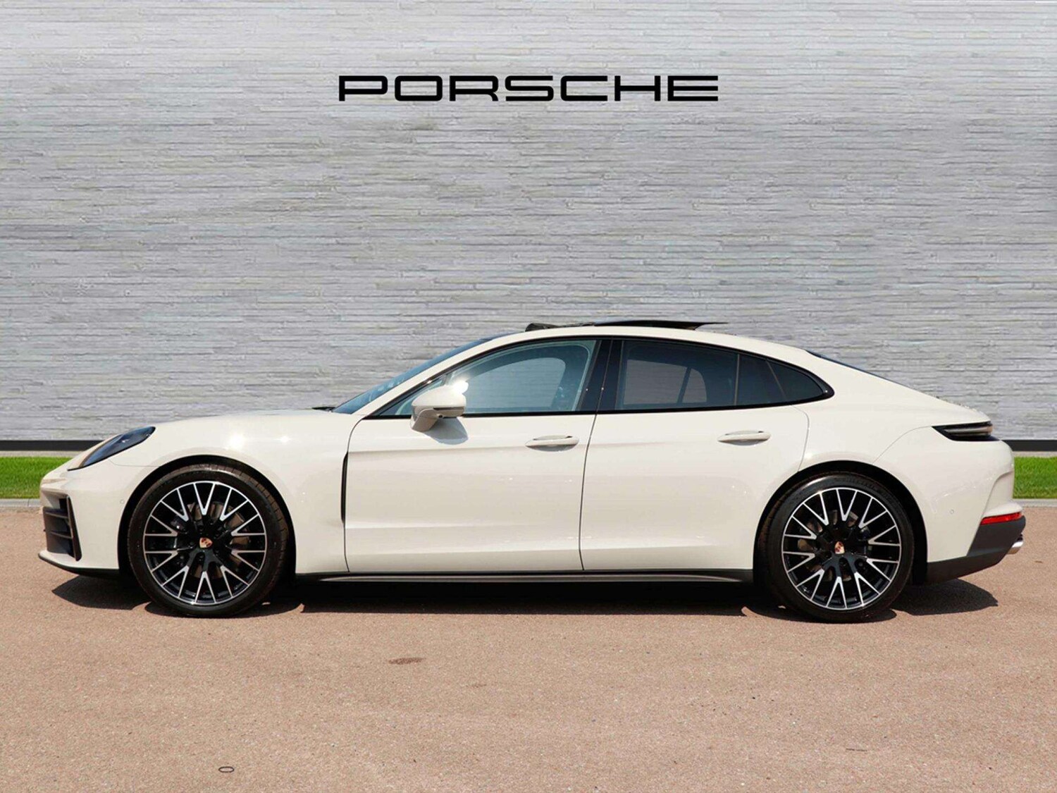 Used Porsche Panamera 2026 for sale - 77552995: Photo 6