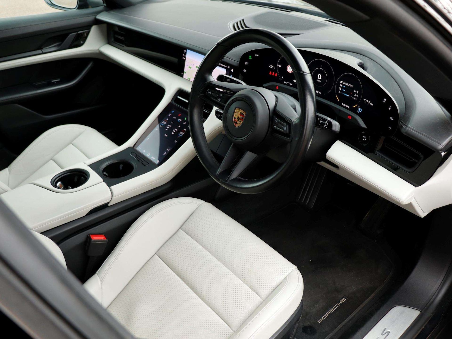 Used Porsche Taycan 2021 for sale - 77649092: Photo 10