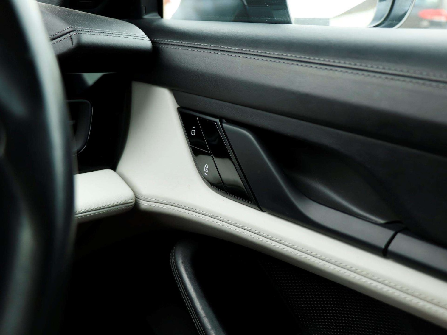 Used Porsche Taycan 2021 for sale - 77649092: Photo 18