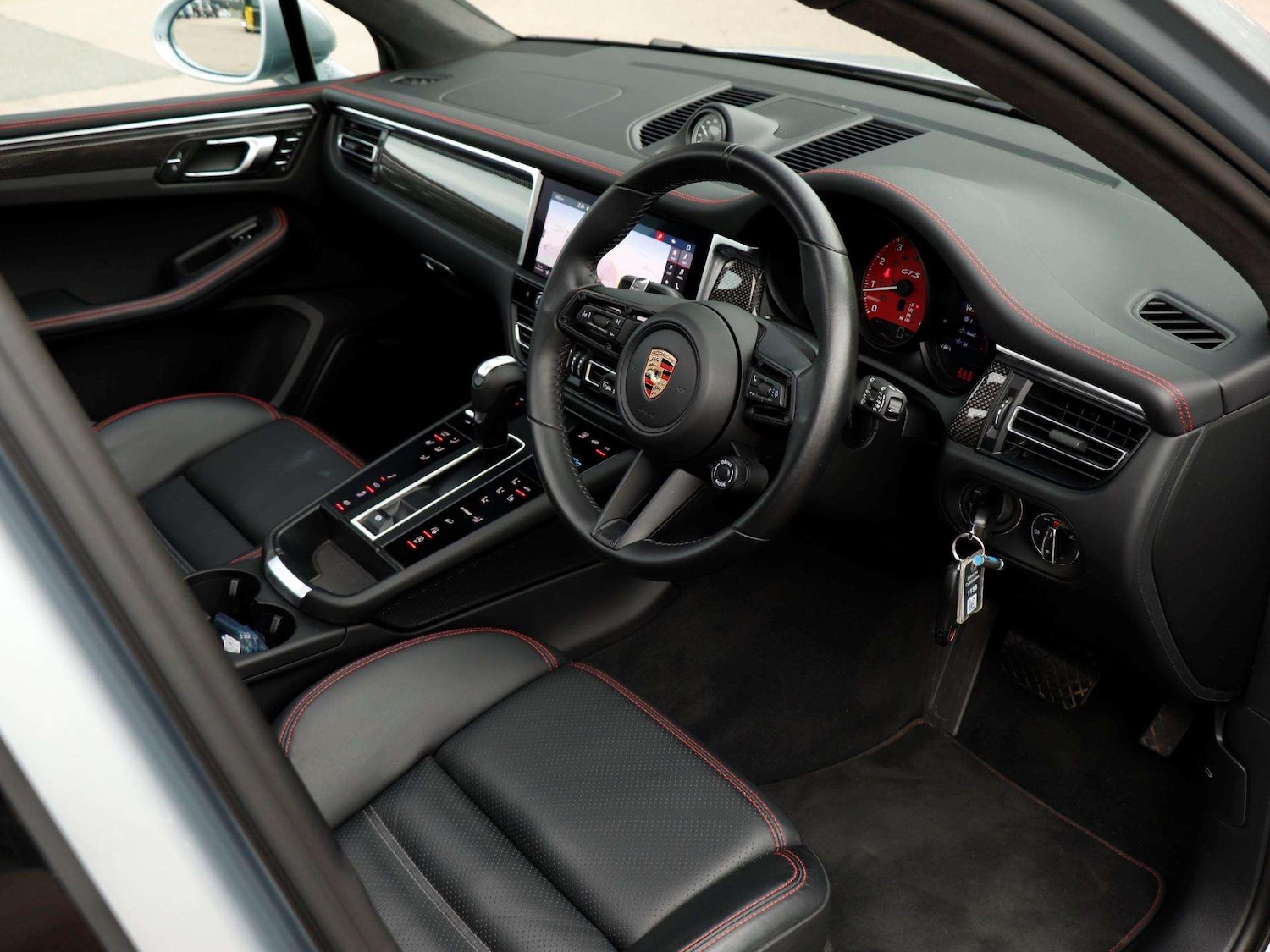 Used Porsche Macan 2023 for sale - 76156068: Photo 10