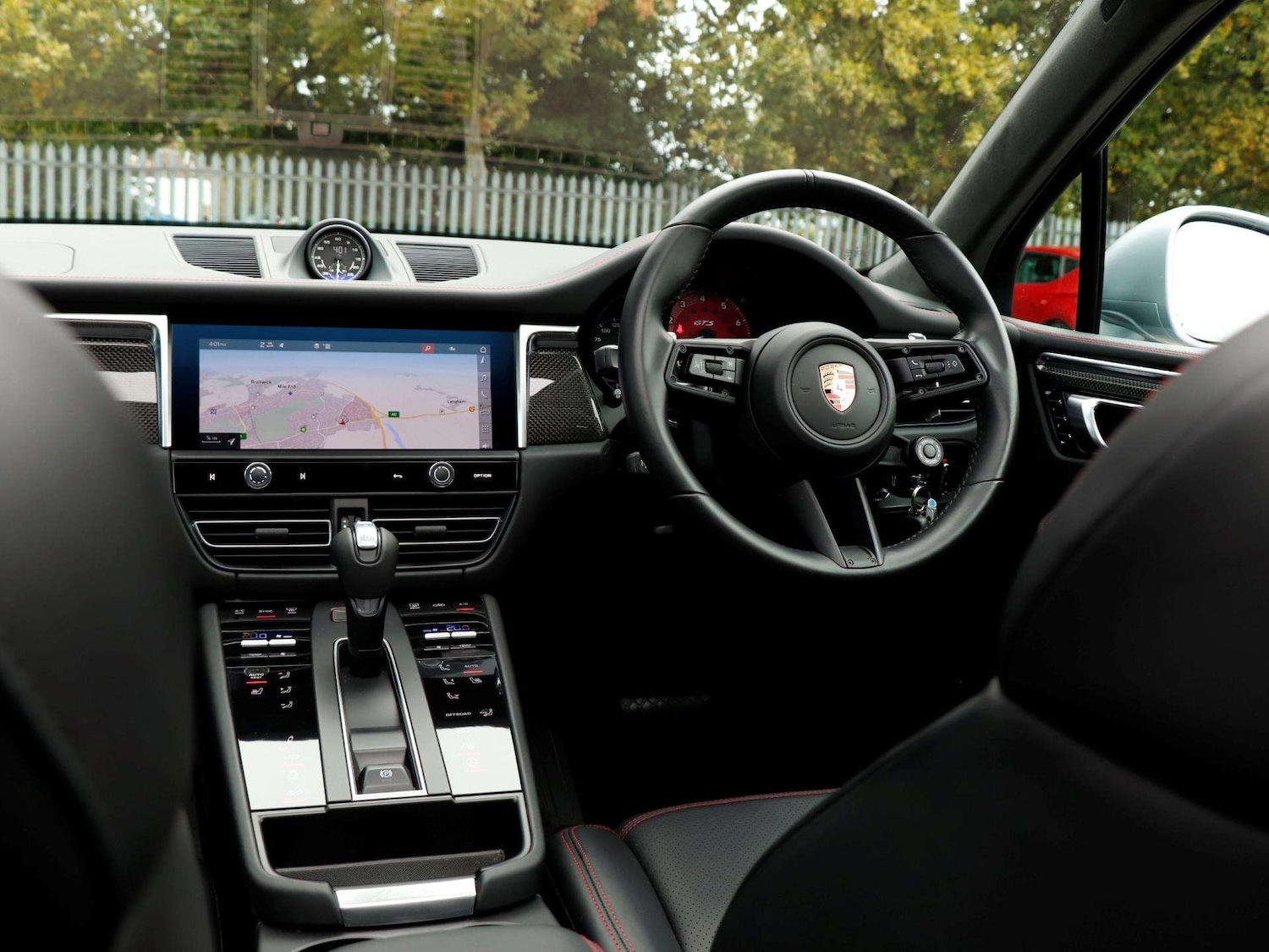 Used Porsche Macan 2023 for sale - 76156068: Photo 12