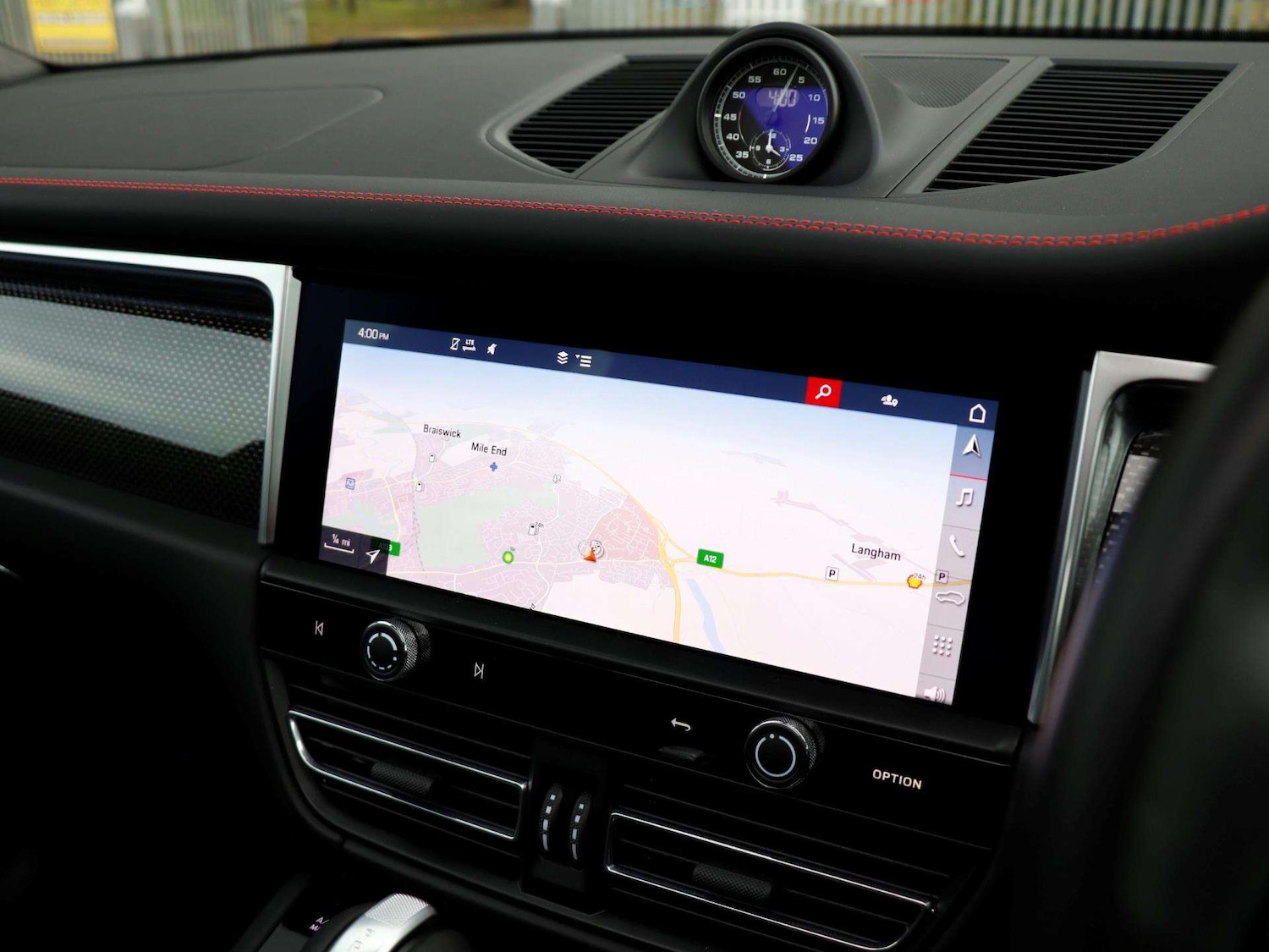 Used Porsche Macan 2023 for sale - 76156068: Photo 15