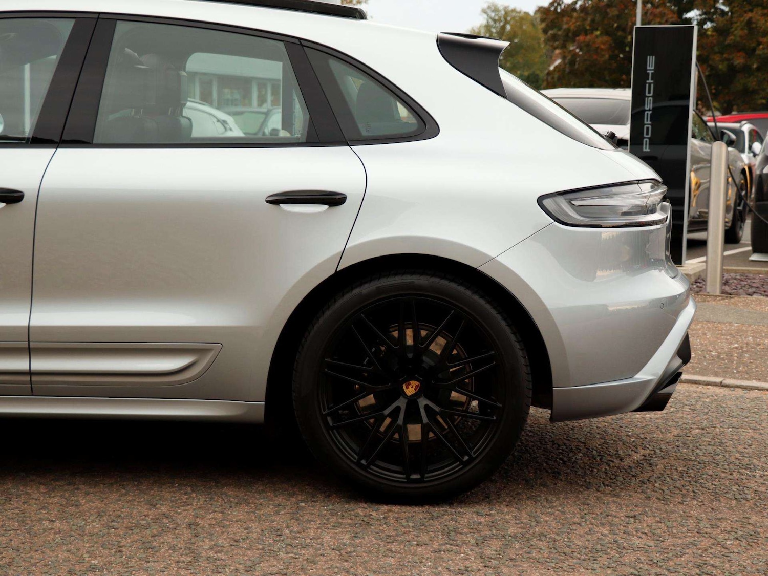 Used Porsche Macan 2023 for sale - 76156068: Photo 34