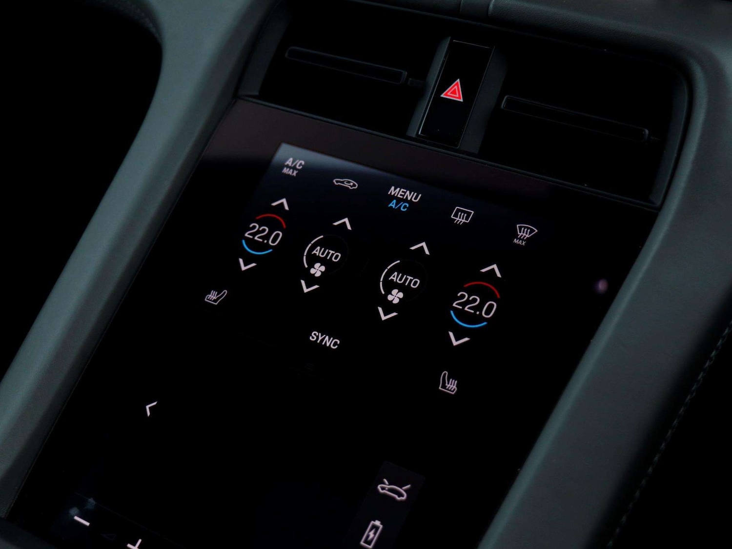 Used Porsche Taycan 2023 for sale - 77076504: Photo 16