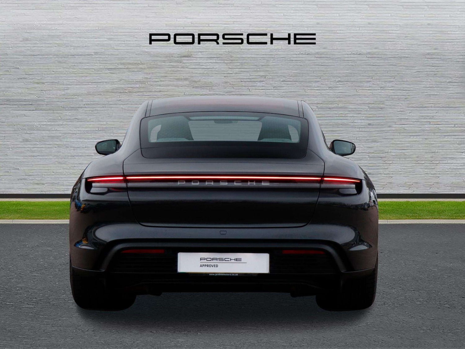 Used Porsche Taycan 2023 for sale - 77076504: Photo 4