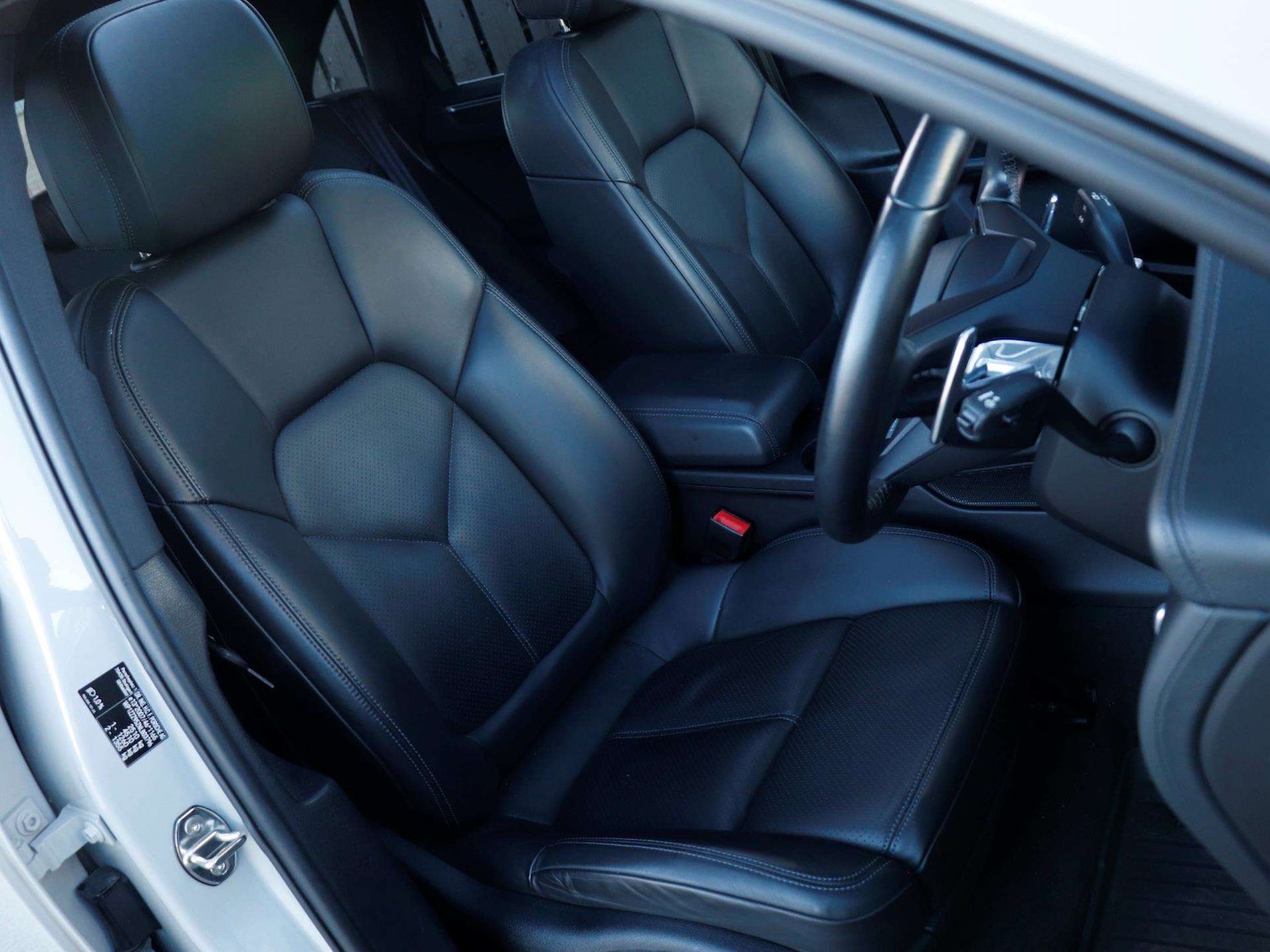 Used Porsche Macan 2022 for sale - 77928379: Photo 24