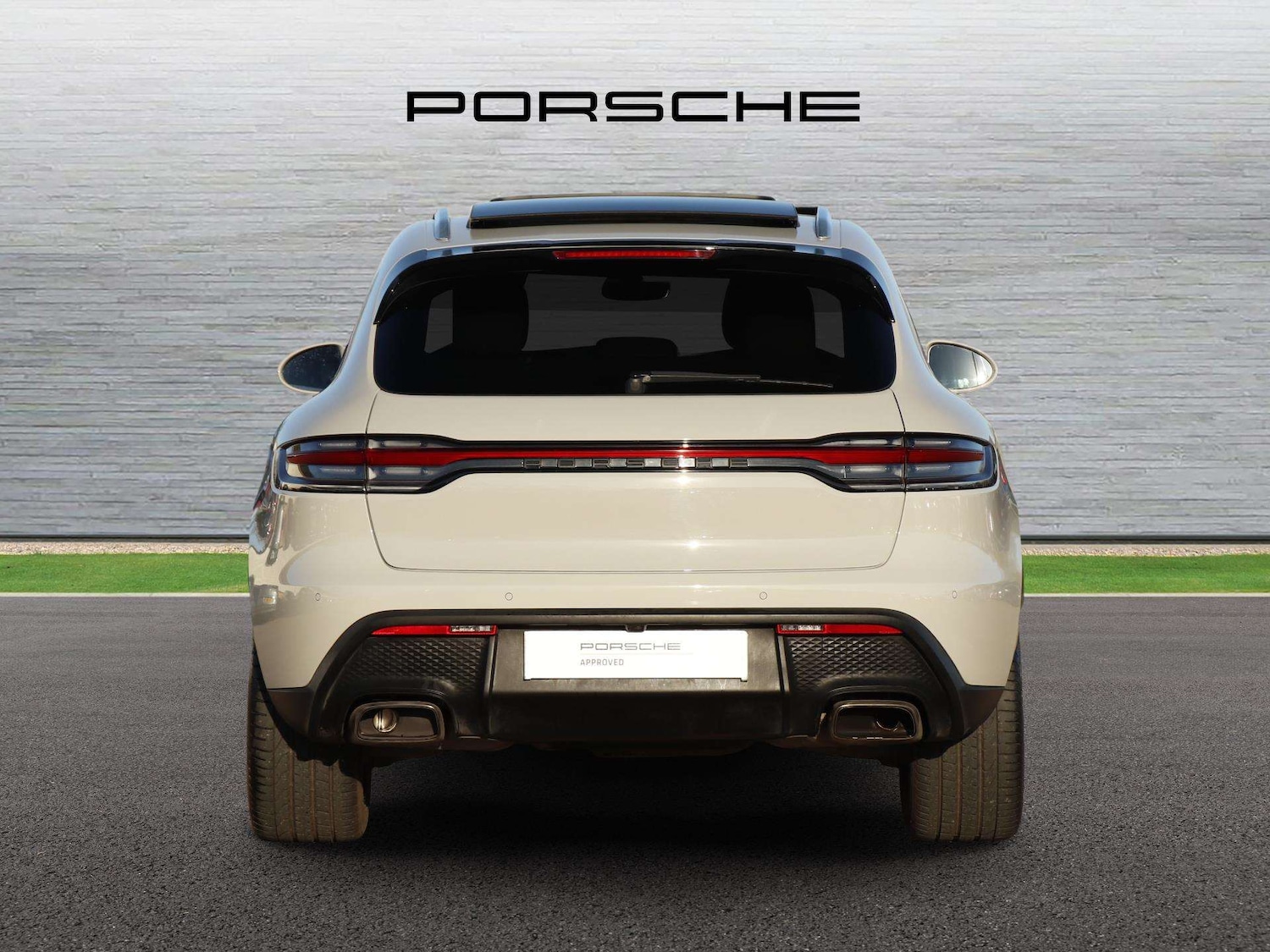 Used Porsche Macan 2022 for sale - 77928379: Photo 4