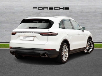 Used Porsche Cayenne 2021 for sale - 75390574: Photo