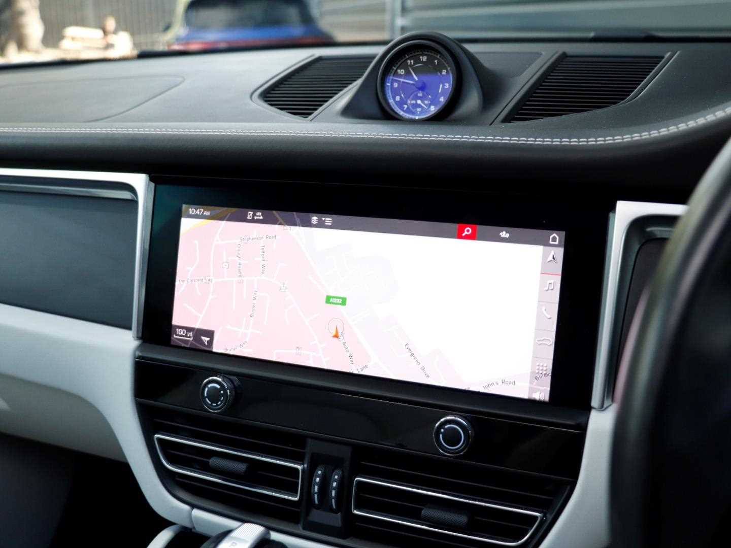 Used Porsche Macan 2022 for sale - 78052235: Photo 15