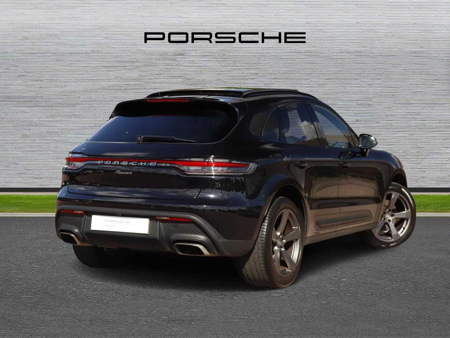 Used Porsche Macan 2022 for sale - 78052235: Photo 3