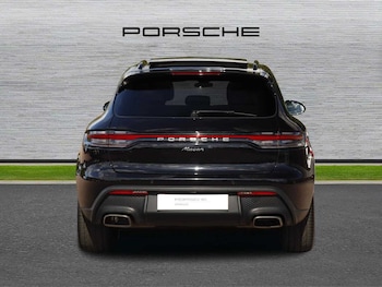 Used Porsche Macan 2022 for sale - 78052235: Photo
