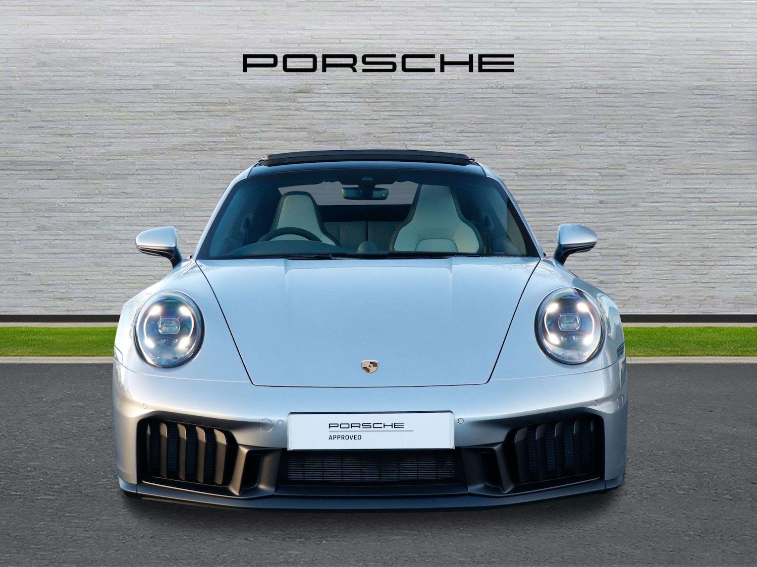 Used Porsche 911 2024 for sale - 77219509: Photo 8