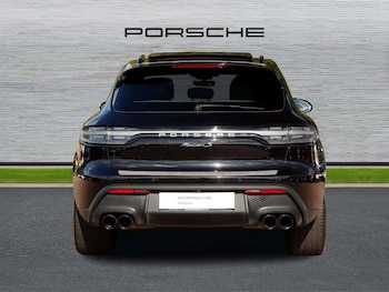 Used Porsche Macan 2023 for sale - 75772309: Photo
