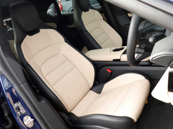 Used Porsche Taycan 2025 for sale - 75405507: Photo 25