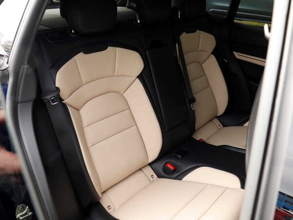 Used Porsche Taycan 2025 for sale - 75405507: Photo 27