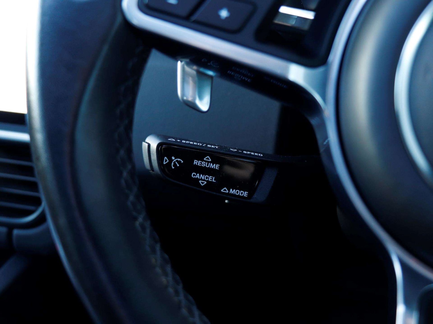 Used Porsche Cayenne 2020 for sale - 76113492: Photo 19