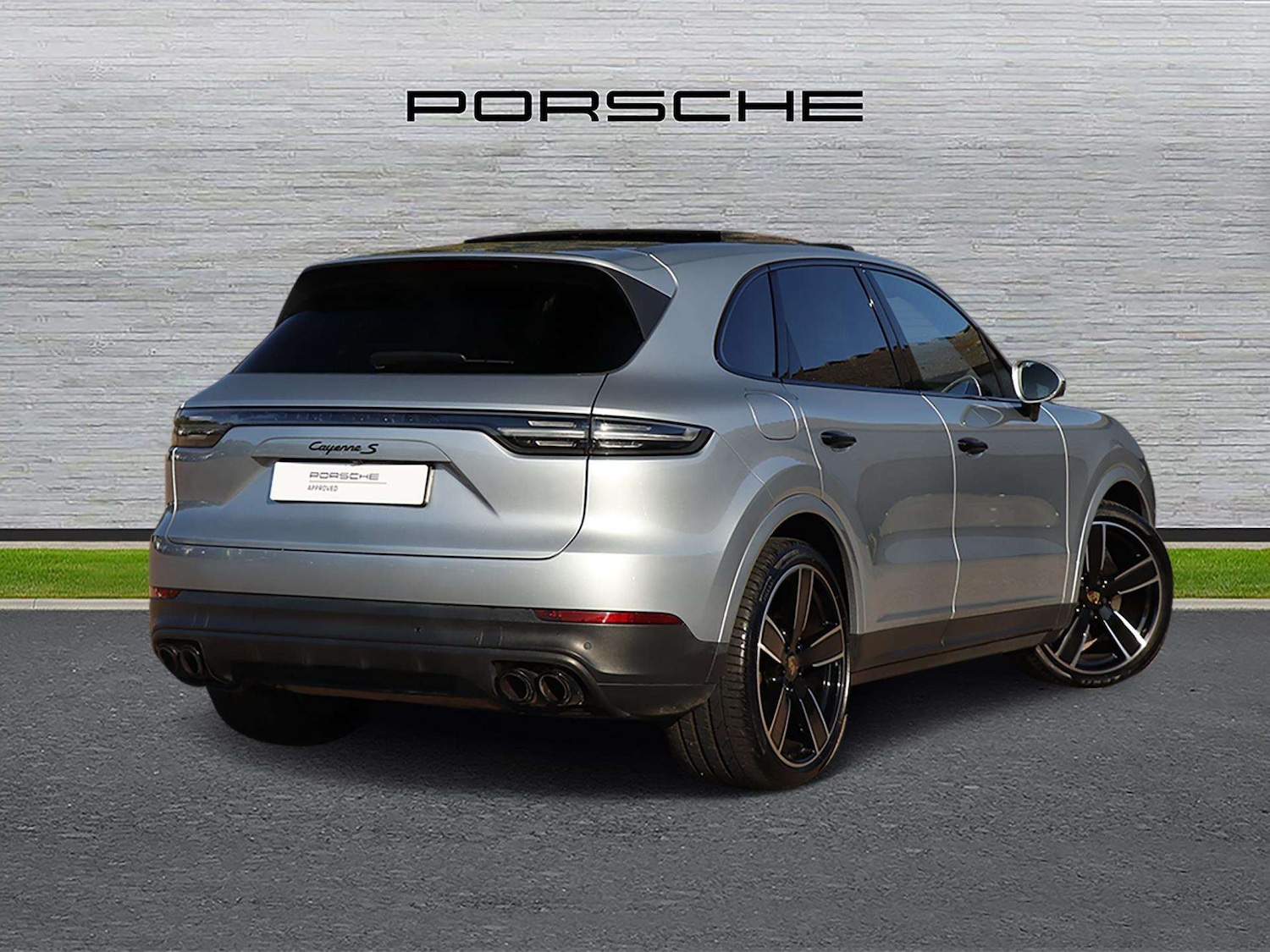 Used Porsche Cayenne 2020 for sale - 76113492: Photo 3
