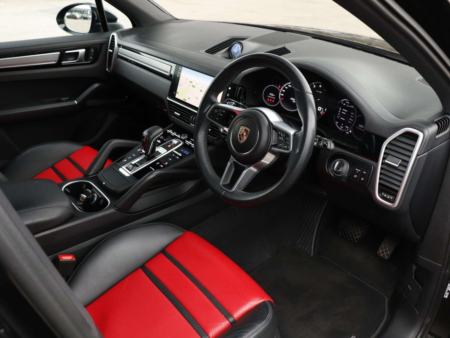 Used Porsche Cayenne 2023 for sale - 78010592: Photo 10