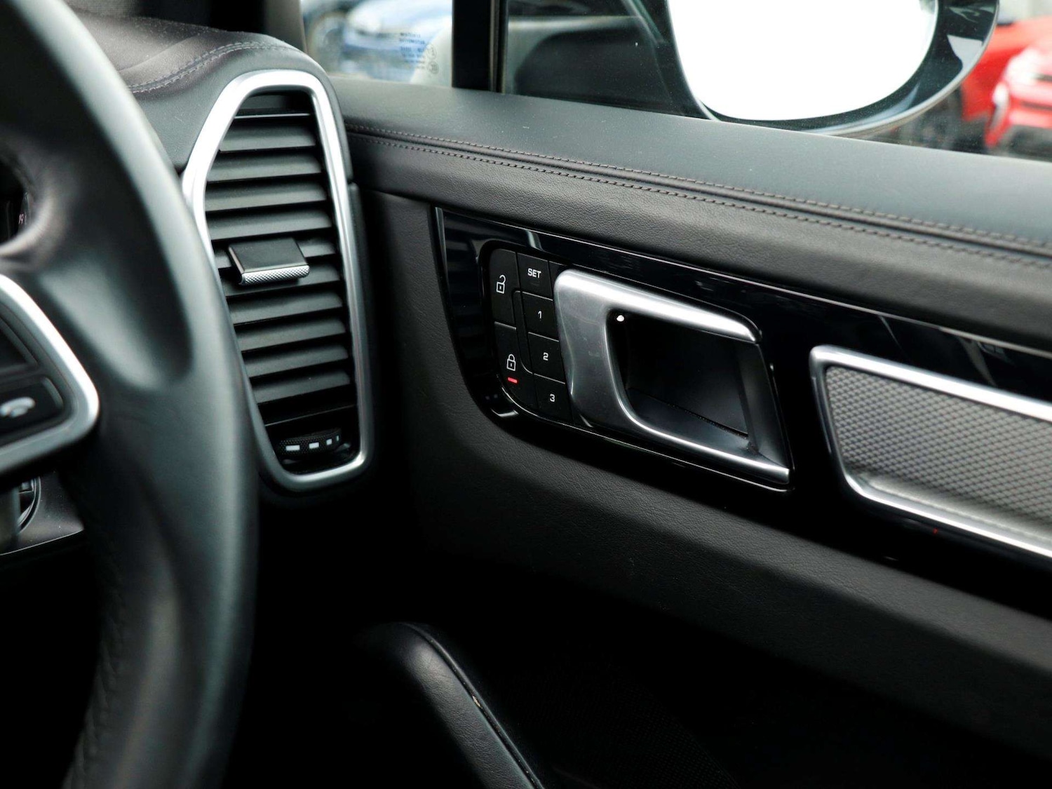 Used Porsche Cayenne 2023 for sale - 78010592: Photo 22