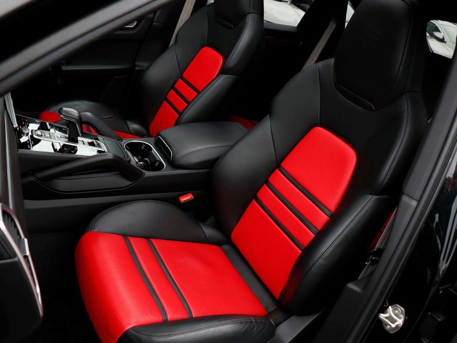 Used Porsche Cayenne 2023 for sale - 78010592: Photo 25