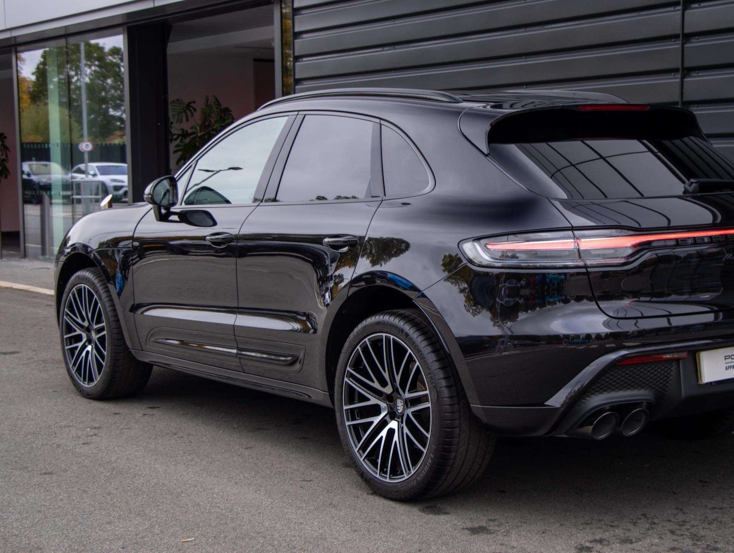 Used Porsche Macan 2024 for sale - 76576016: Photo 21