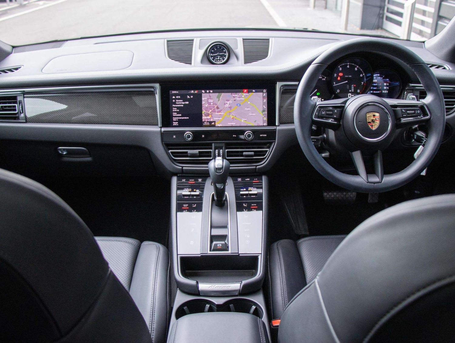 Used Porsche Macan 2024 for sale - 76576016: Photo 25