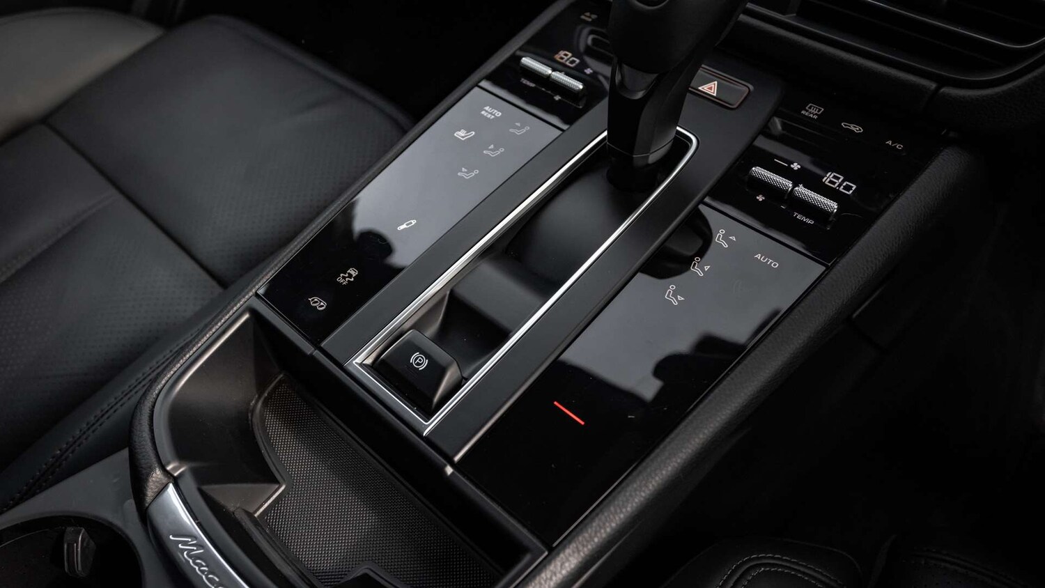 Used Porsche Macan 2022 for sale - 77842369: Photo 23