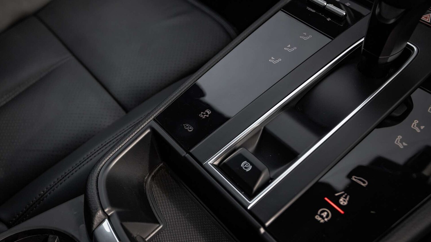 Used Porsche Macan 2022 for sale - 77842369: Photo 24