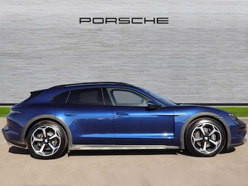 Used Porsche Taycan 2024 for sale - 74176261: Photo