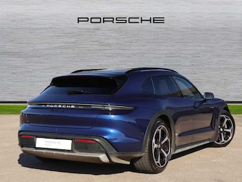 Used Porsche Taycan 2024 for sale - 74176261: Photo